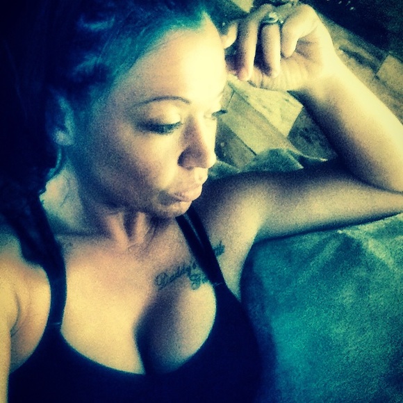 Meet your Posher, Kendra - Picture 1 of 1